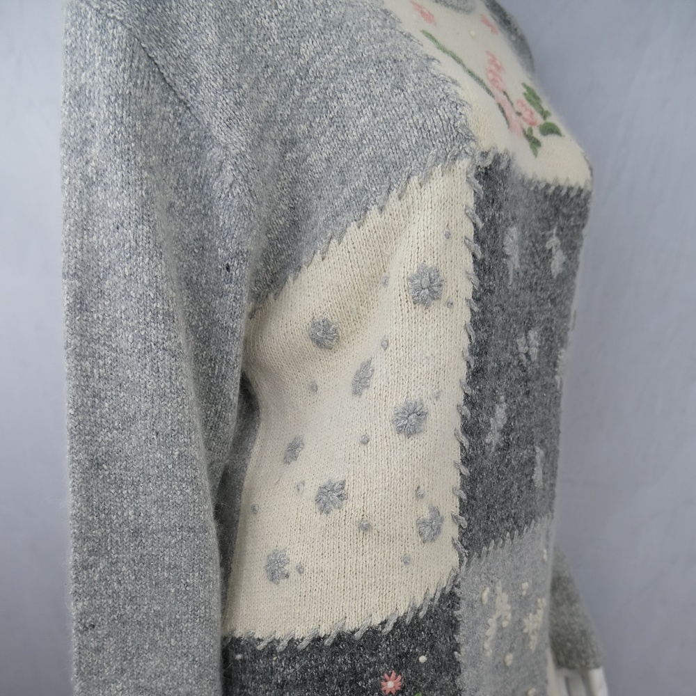 Segue Sweater - Picture 1 of 6
